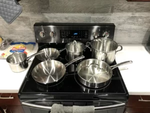 Review of Calphalon 10-Piece Pots and Pans Set